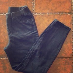 The BEST Tummy Control Black Jeans